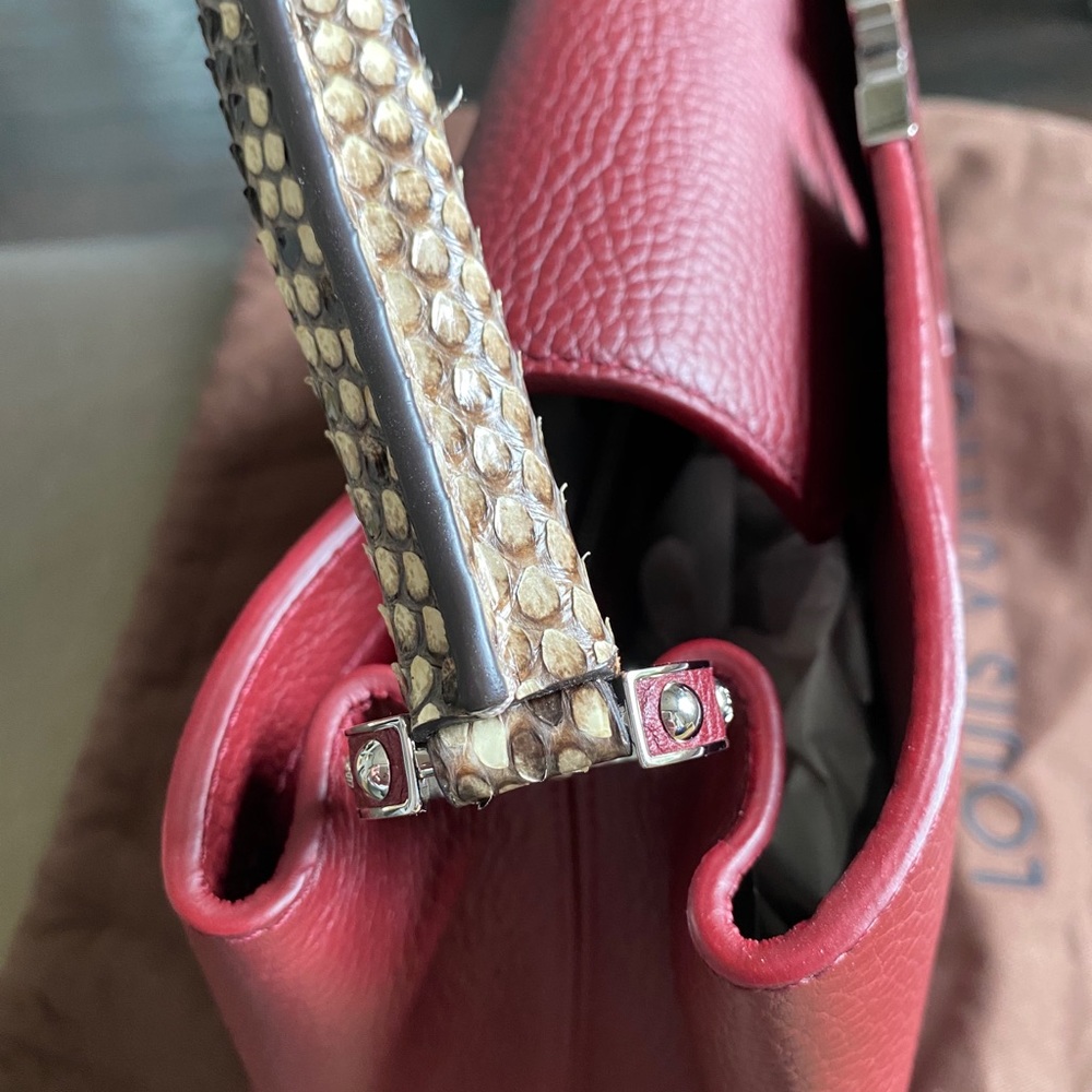 ❗️SOLD❗️💯% Auth LV Capucines MM python handle - Picture 6 of 16